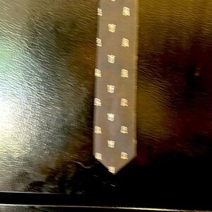 Elegant Gray Patterned Men's Tie